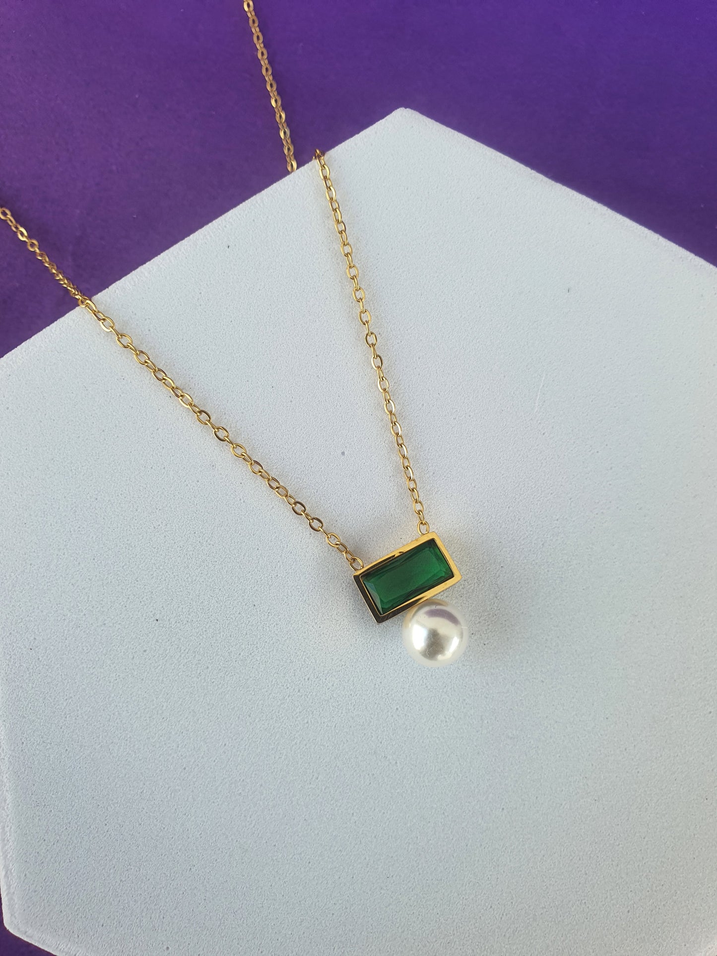GOLD CHAIN F6 S9 GREEN