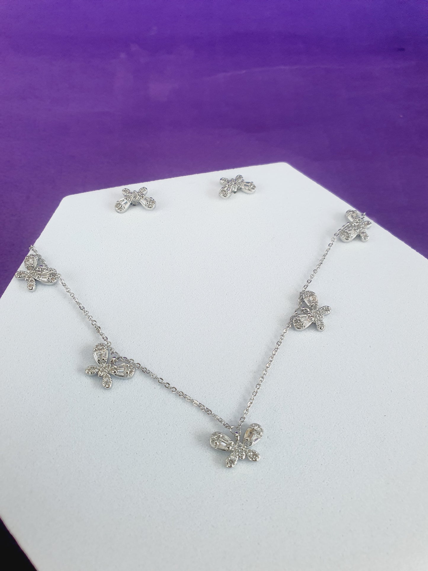 FULLY ADJUSTABLE GOLD CHAIN COMBO WITH EARRINGS R CEI X