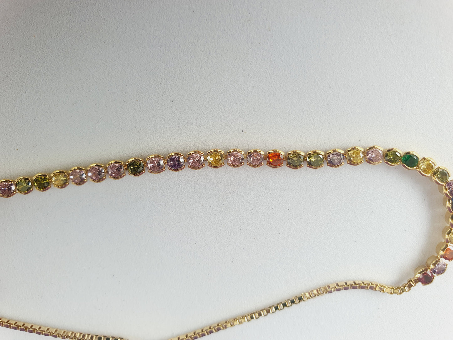 ADJUSTABLE MULTI COLOUR CHAIN BRACELET T A1