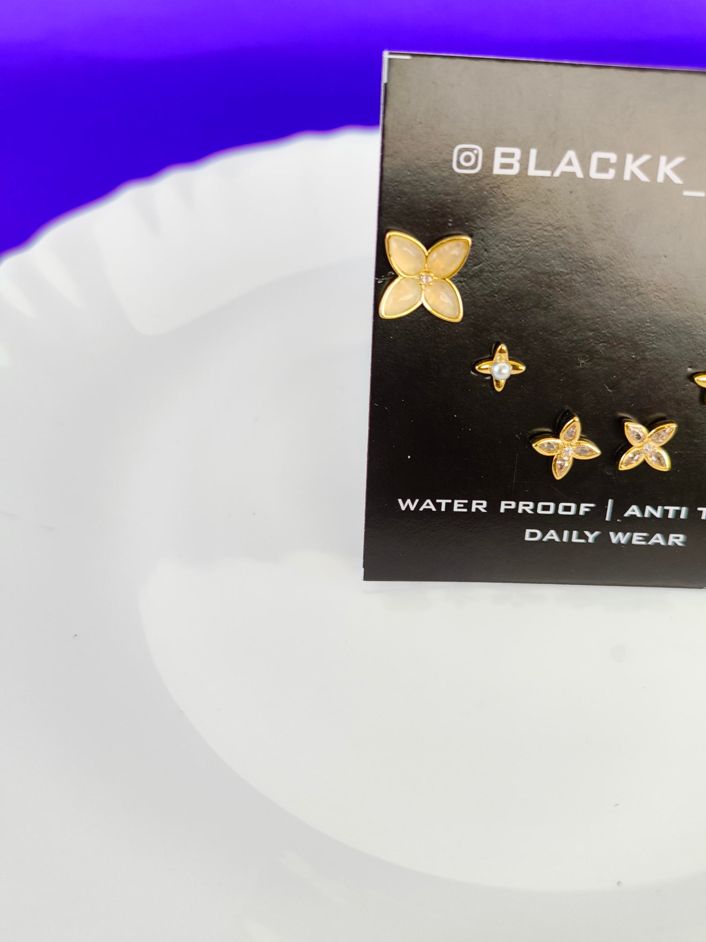 GOLD COMBO EARRING C Y X