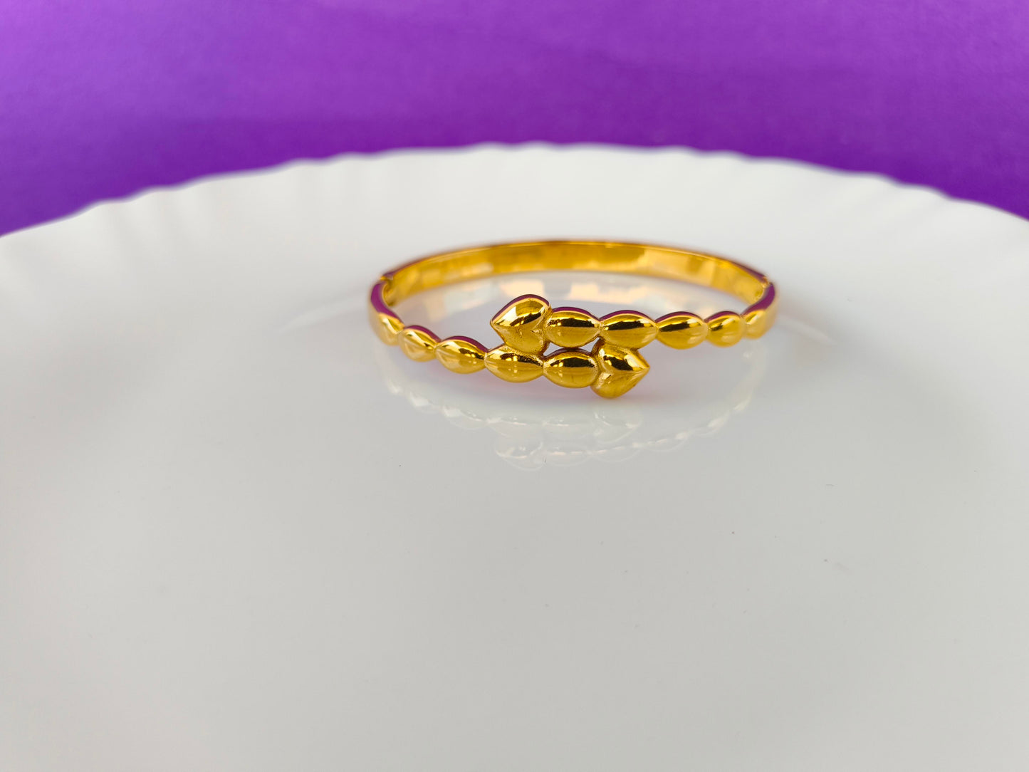 GOLD BRACELET X