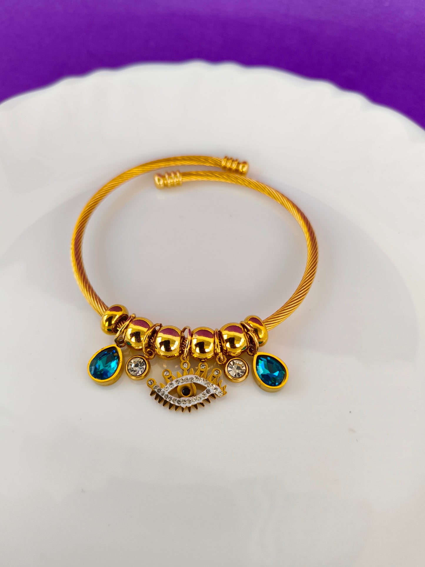 GOLD SPIRAL BRACELET X