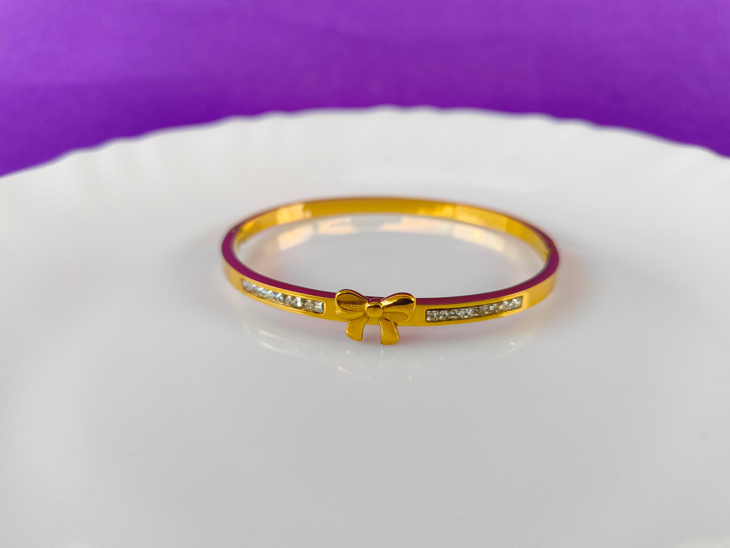 GOLD BOW BRACELET