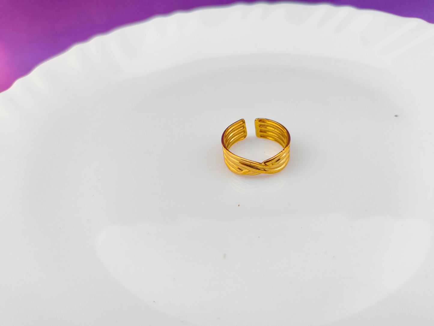 ADJUSTABLE GOLD RING X