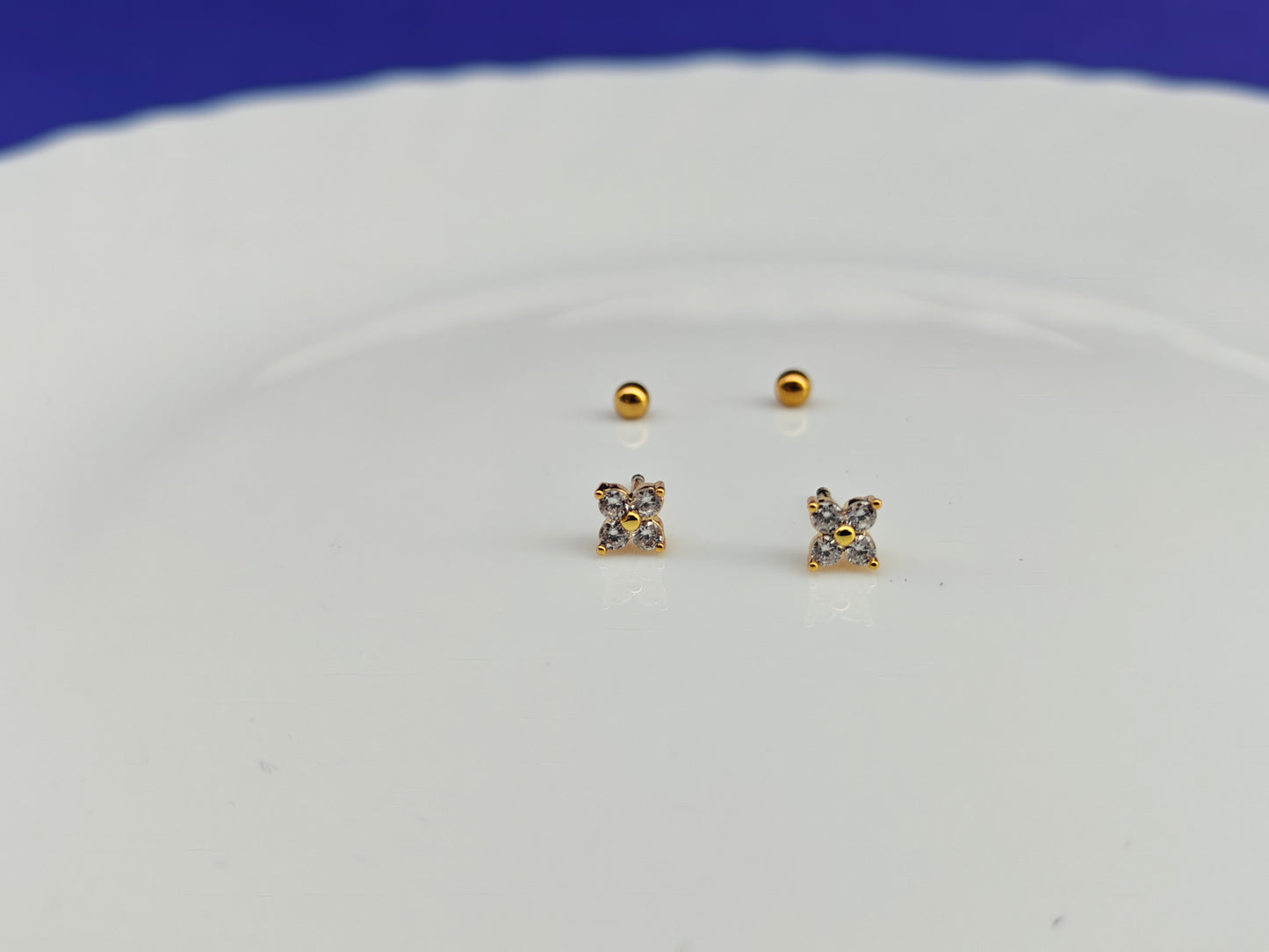 SCREW TYPE EARRINGS ANTI TARNISH AS 4