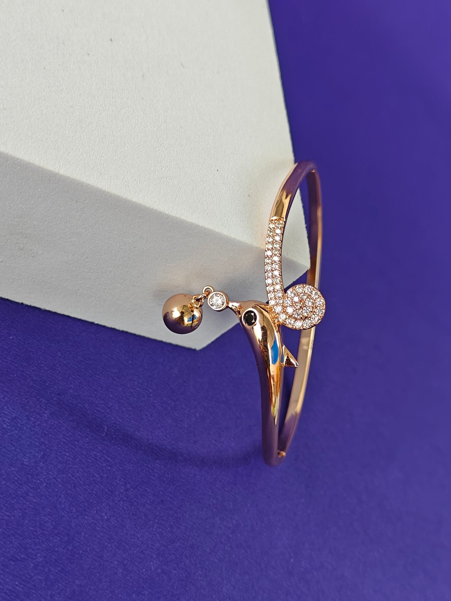 PREMIUM ROSEGOLD BRACELET