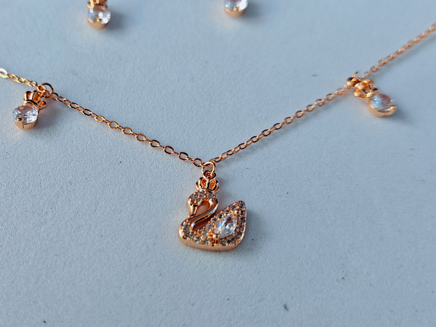 FULLY ADJUSTABLE GOLD CHAIN COMBO WITH EARRINGS