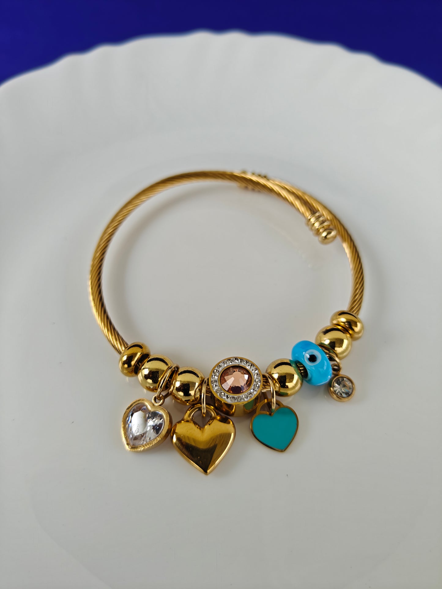 GOLD SPIRAL BRACELET X