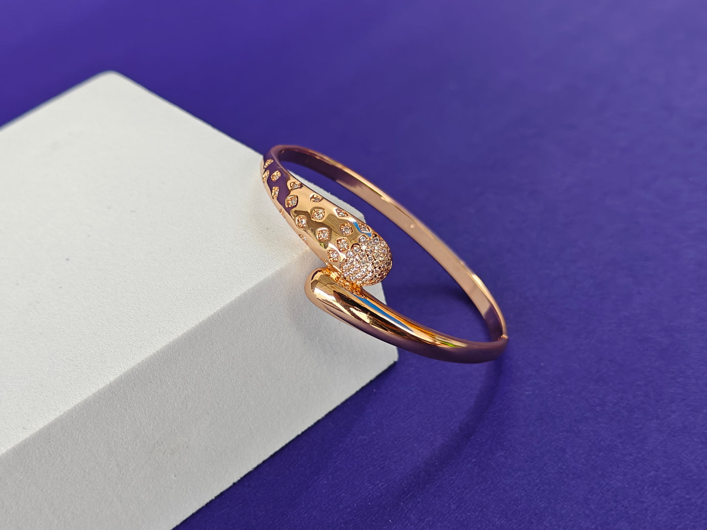 PREMIUM ROSEGOLD CUFF