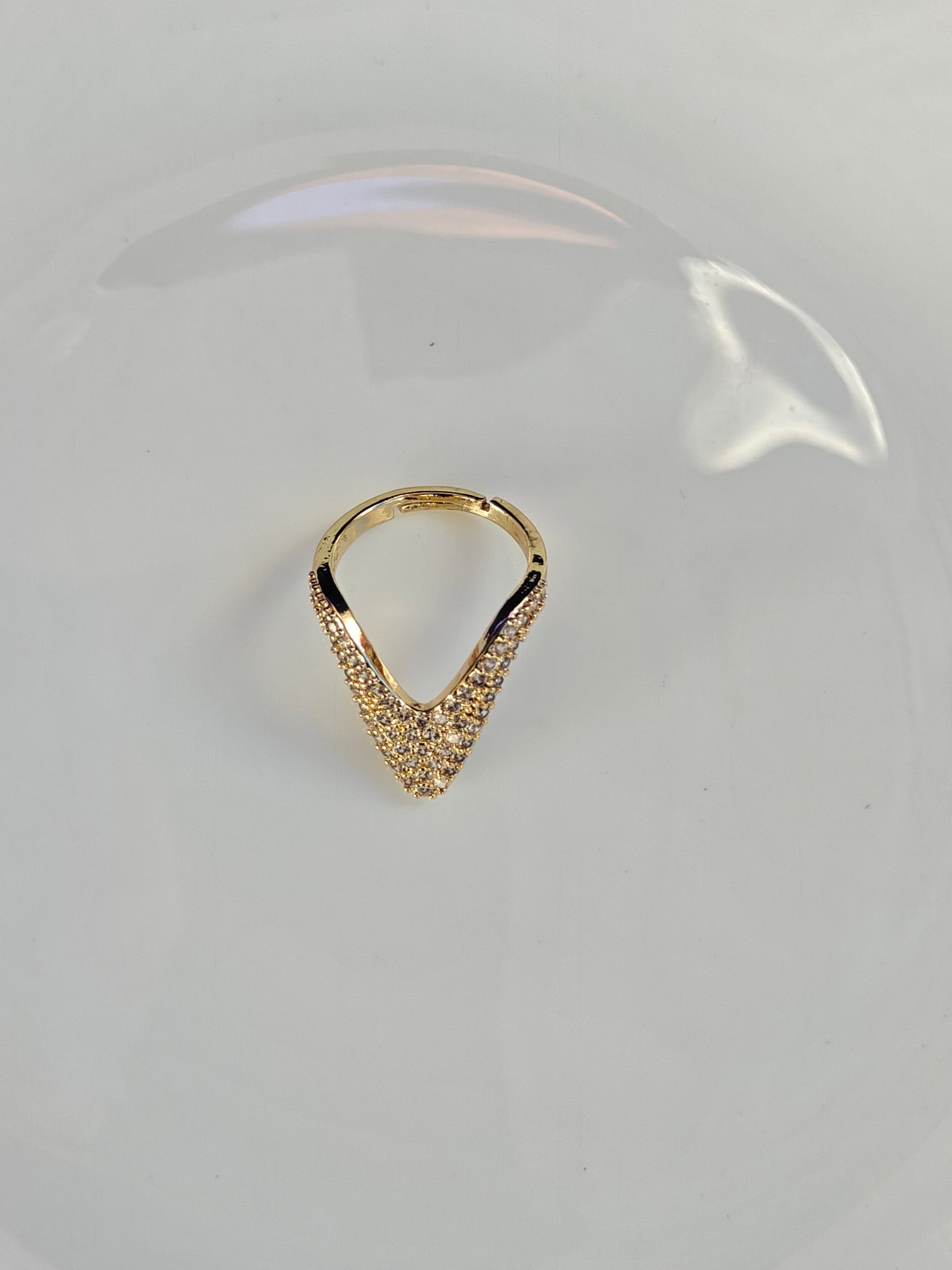 GOLD ADJUSTABLE RING ..