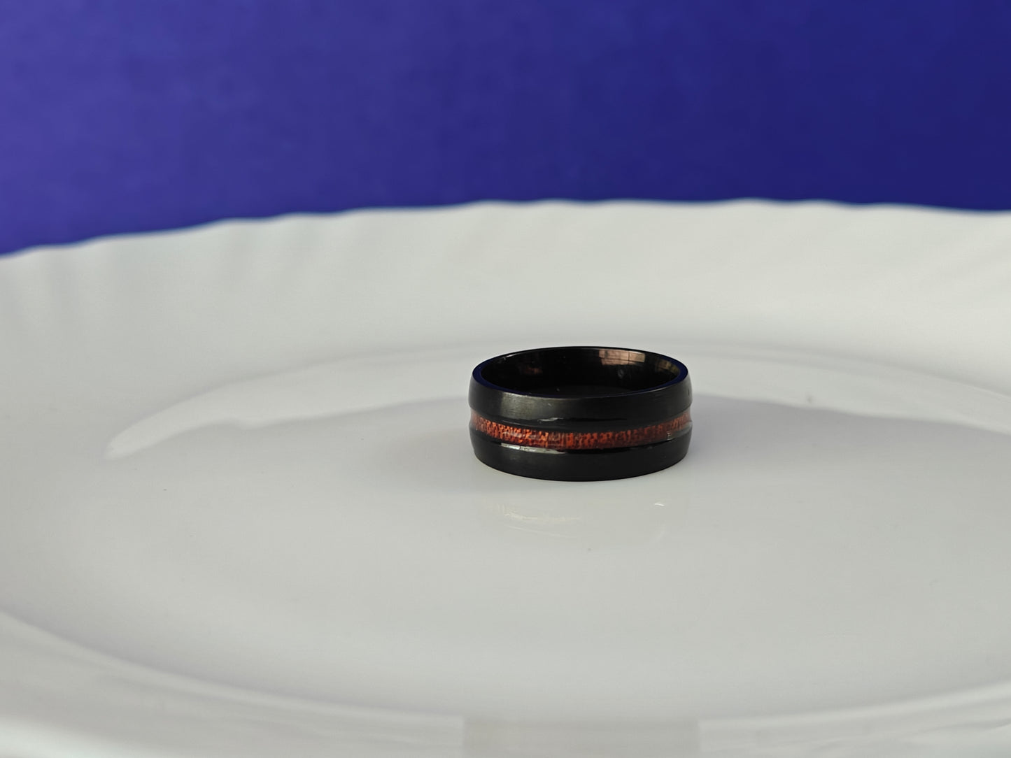 MENS RING..