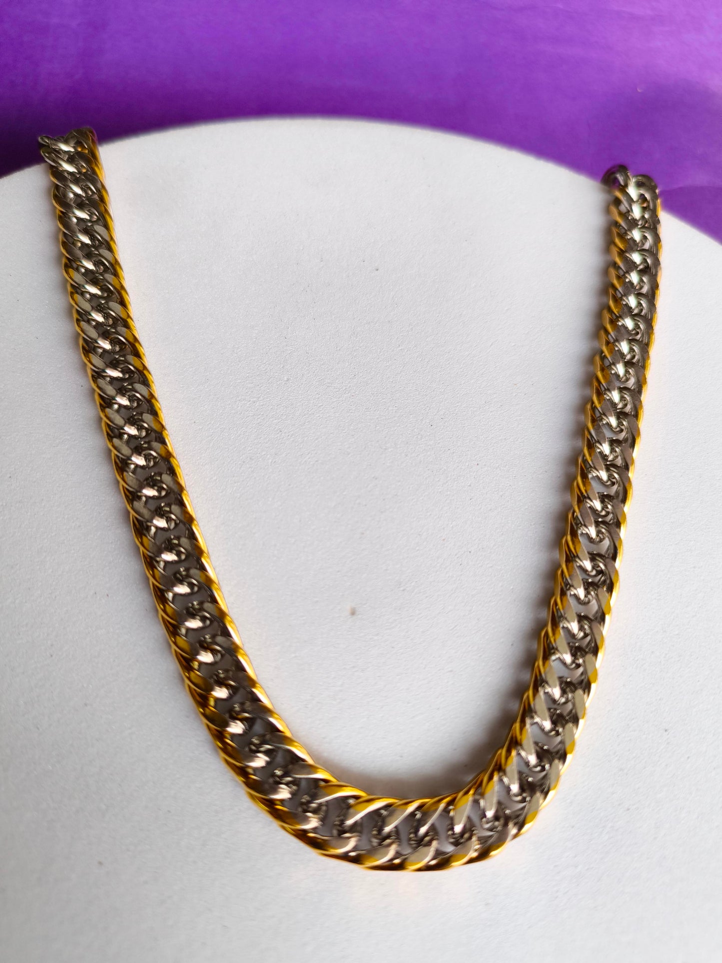 UNISEX GOLD SILVER CHAIN R U