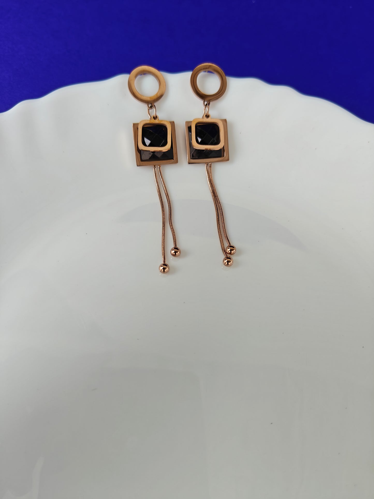 ROSEGOLD EARRING 3Z BT X