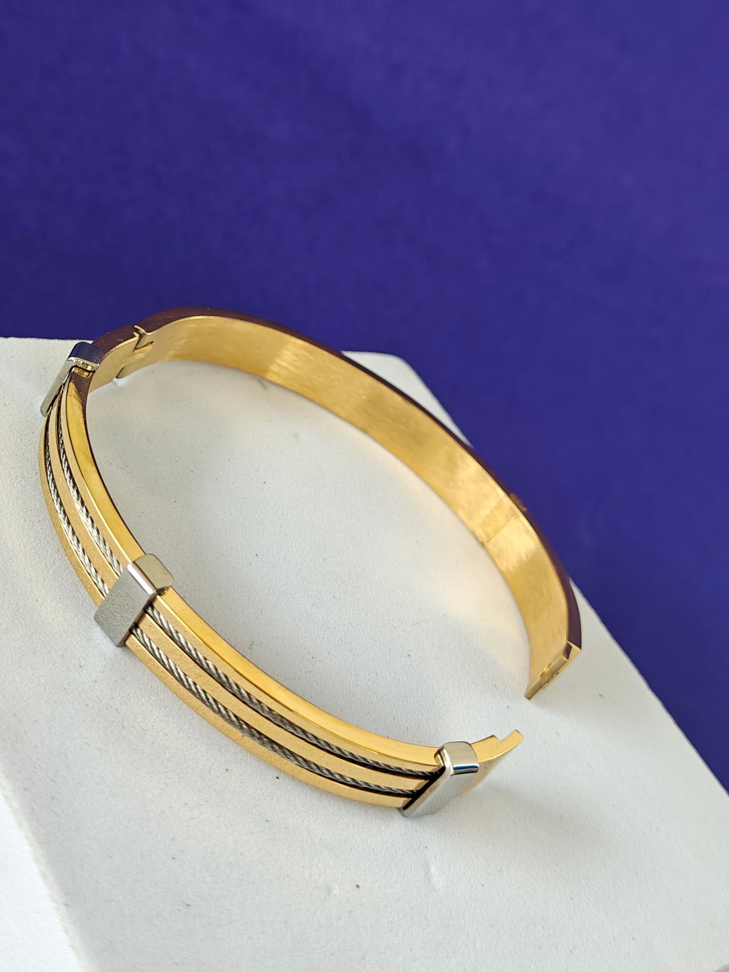 UNISEX KADA GOLD WITH SILVER BRACELET