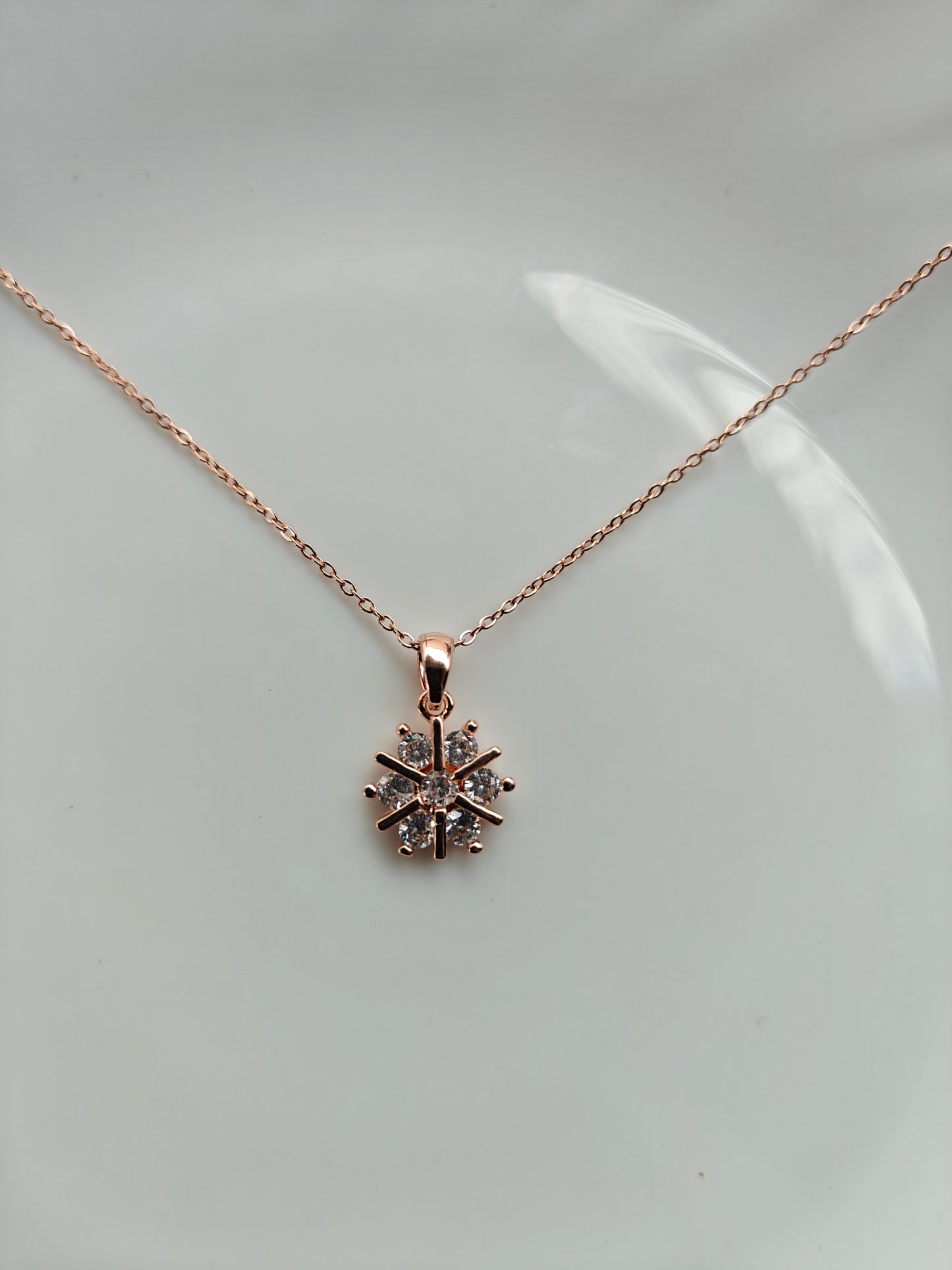 ROSEGOLD CHAIN.