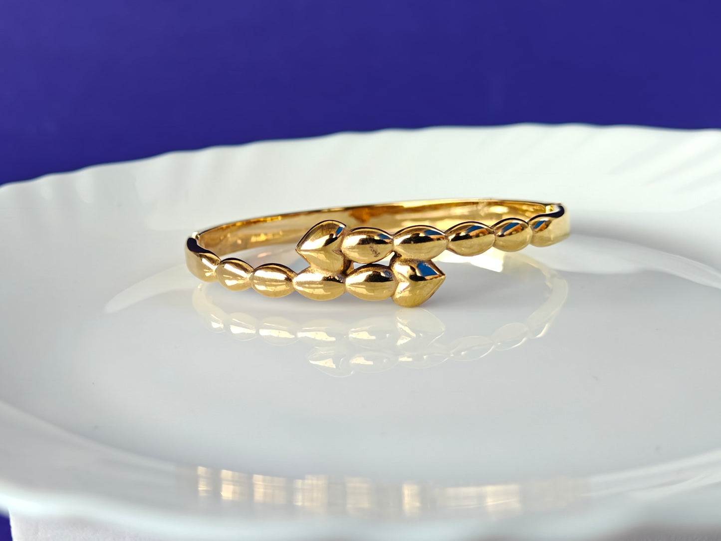 GOLD BRACELET