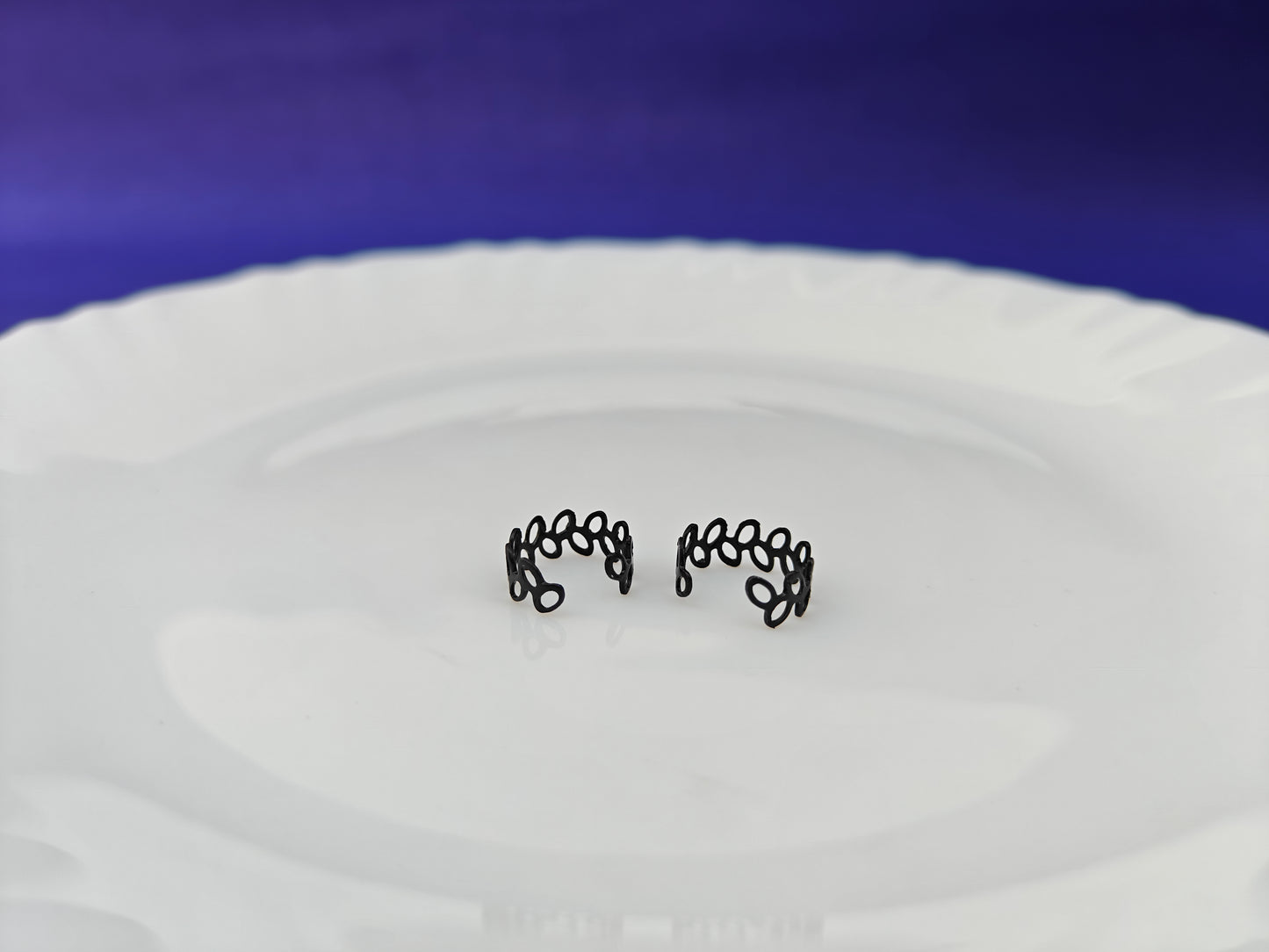 BLACK EAR CUFF A13 Z3
