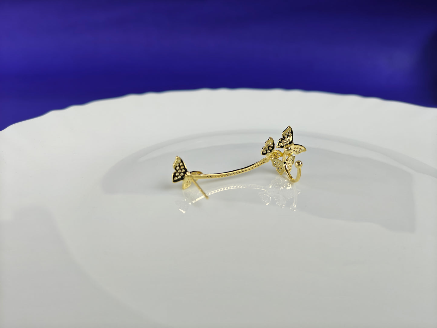RIGHT SINGLE SIDE EAR CUFF L Z3