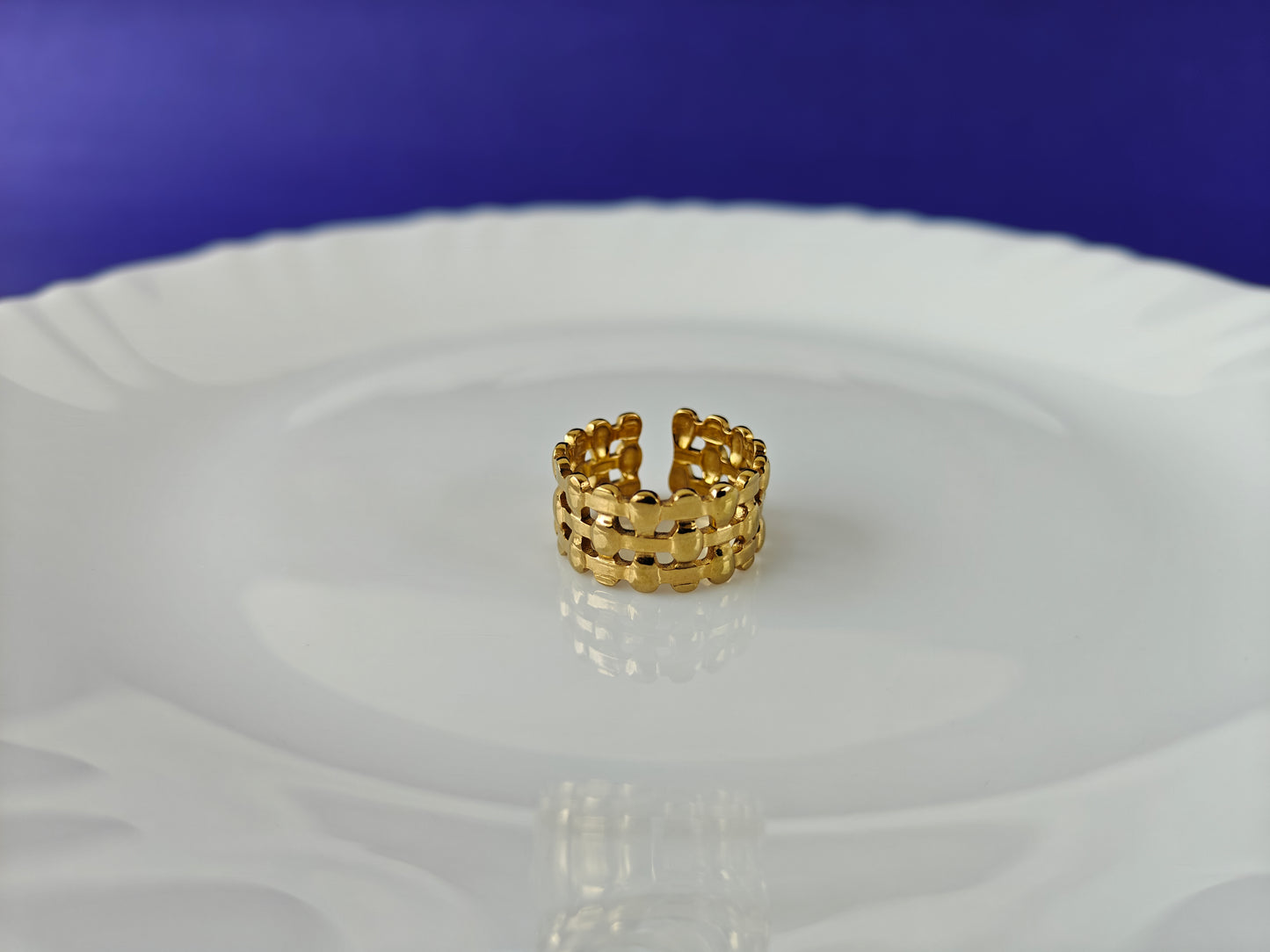 ADJUSTABLE GOLD RING X