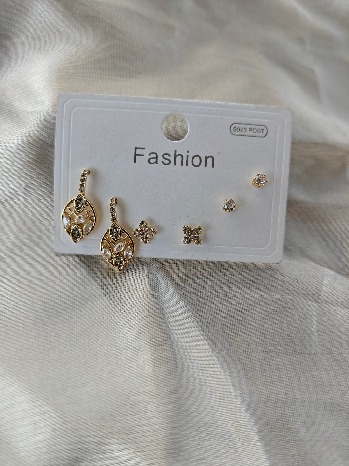 GOLD COMBO EARRING A Y