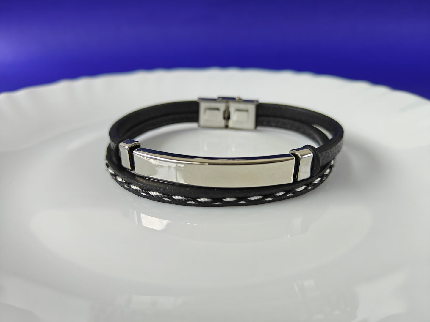 BLACK LEATHER BRACELET TWO LAYER