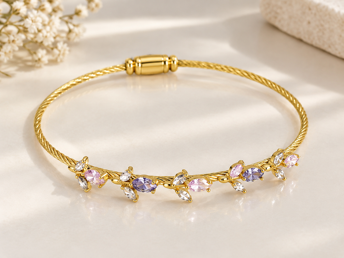 GOLD BRACELET