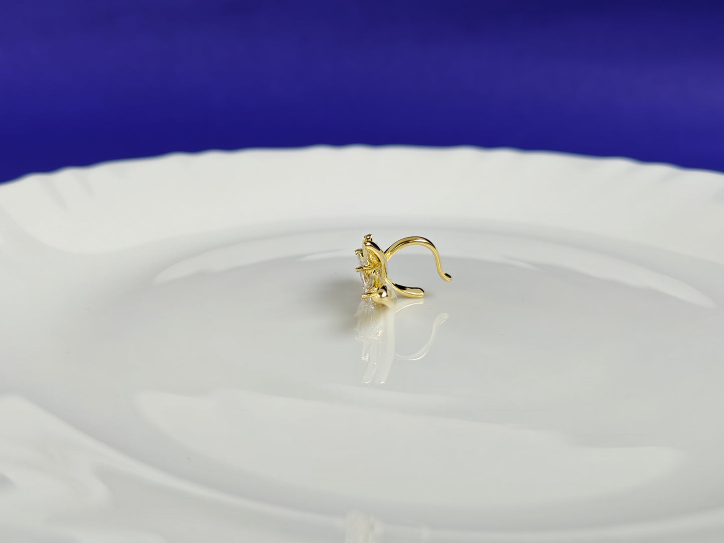 RIGHT SINGLE SIDE EAR CUFF Q Z3
