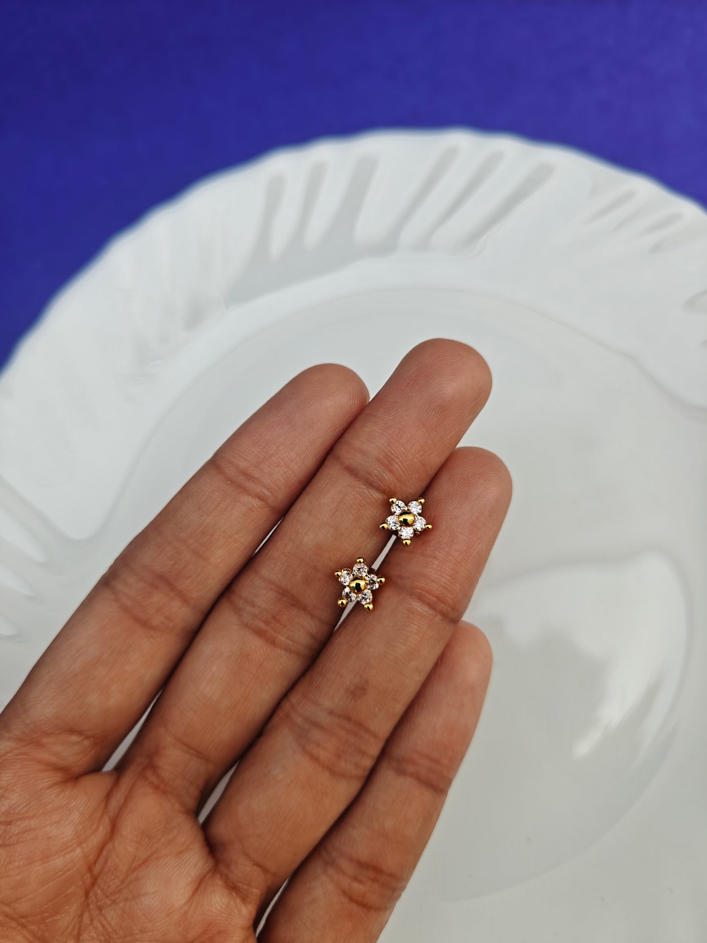 SCREW TYPE EARRINGS ANTI TARNISH AS 1