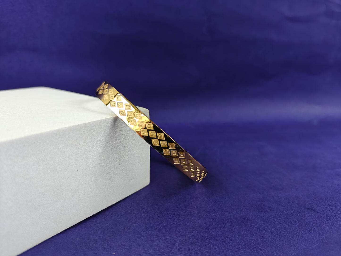UNISEX KADA GOLD BRACELET