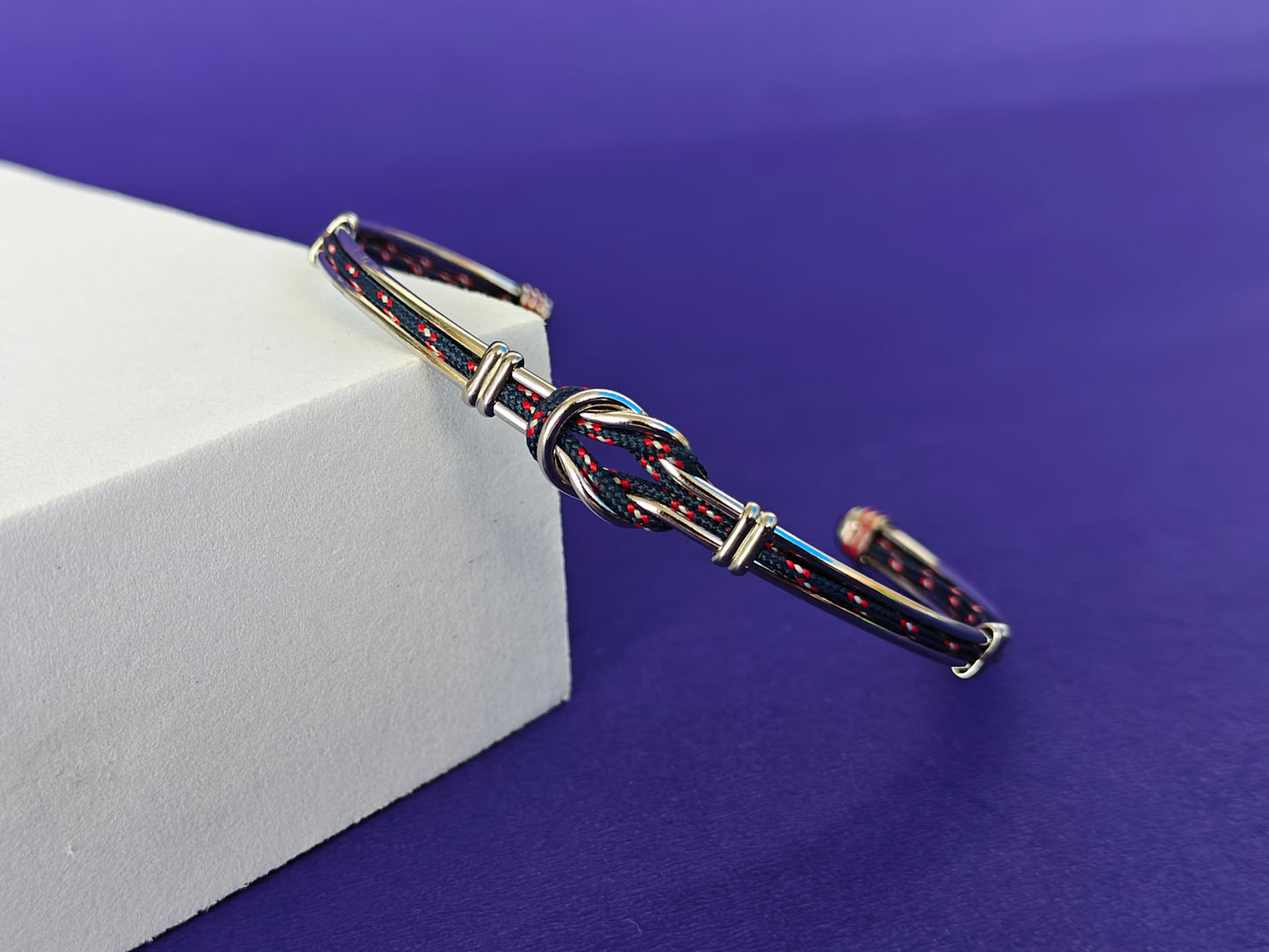 UNISEX KADA BRACELET CUFF