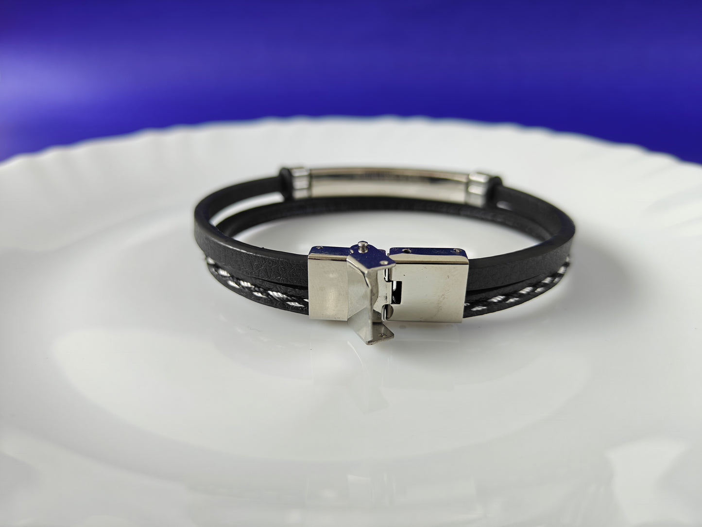 BLACK LEATHER BRACELET TWO LAYER