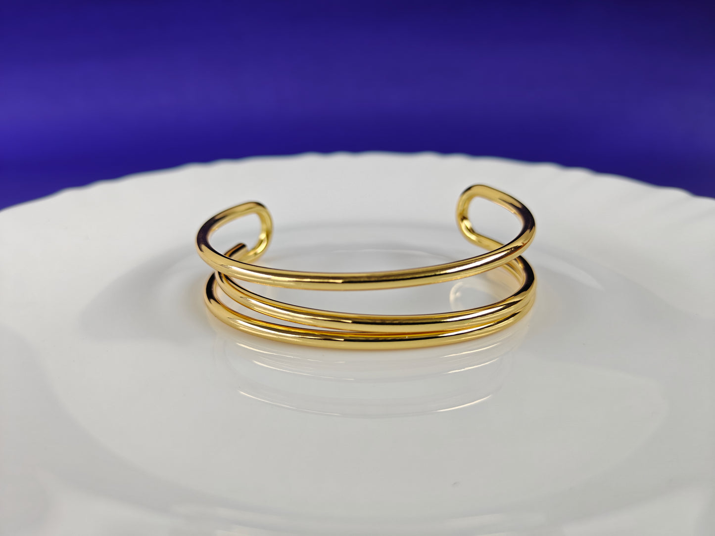 GOLD CUFF X