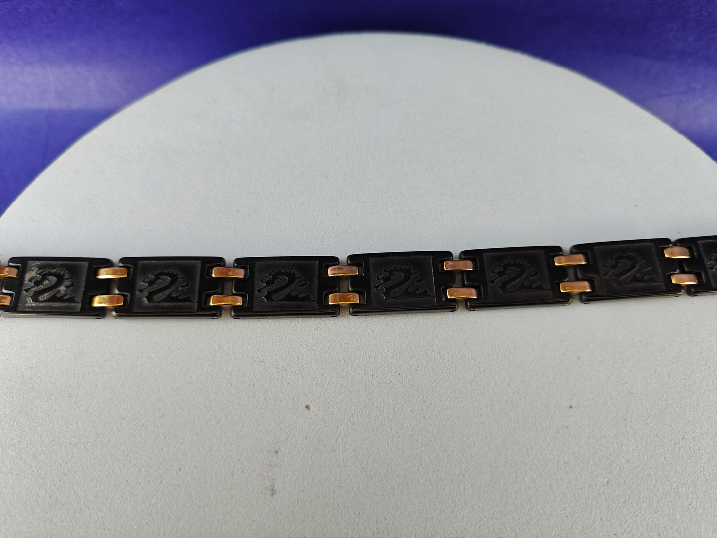 MENS BLACK GOLD CHAIN BRACELET M xx