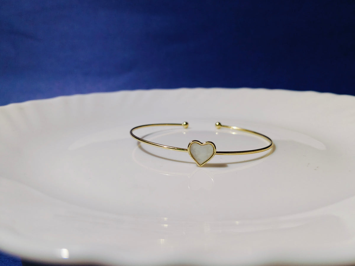 GOLD CUFF BRACELET