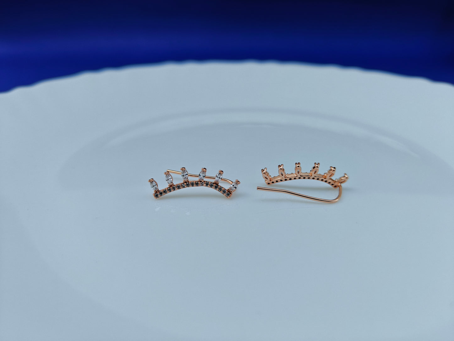 GOLD EAR CUFF A Z2 X