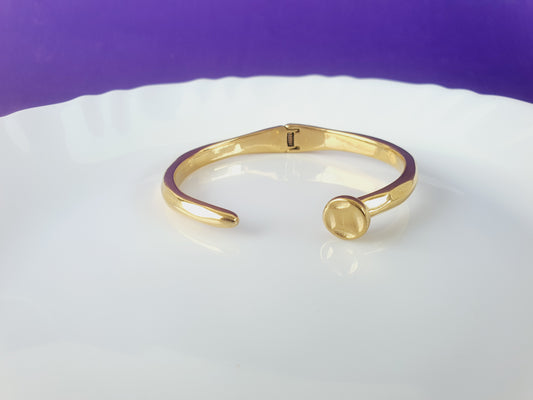 GOLD CUFF X