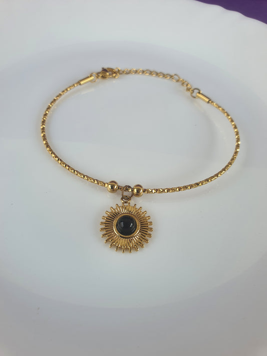 ADJUSTABLE BRACELET