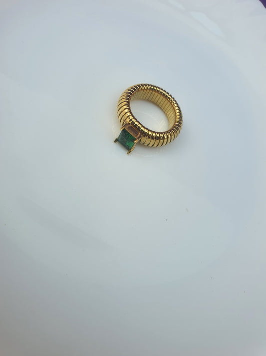 GOLD RING