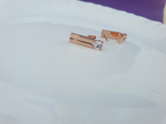 ROSEGOLD EARRING W R1 X