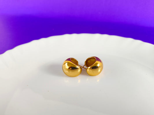 GOLD EARRING T G T1 X