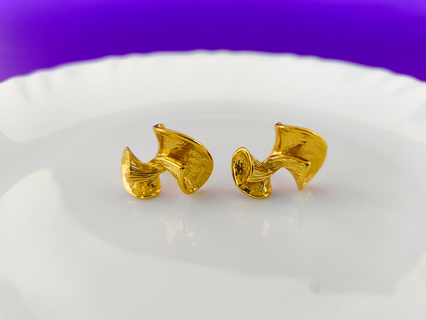 GOLD EARRING Z4 G T4.