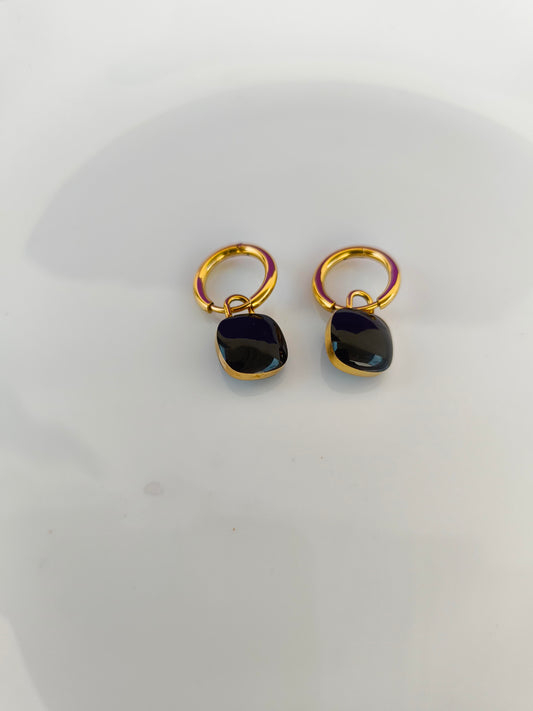 GOLD EARRING  O5 G T5 X