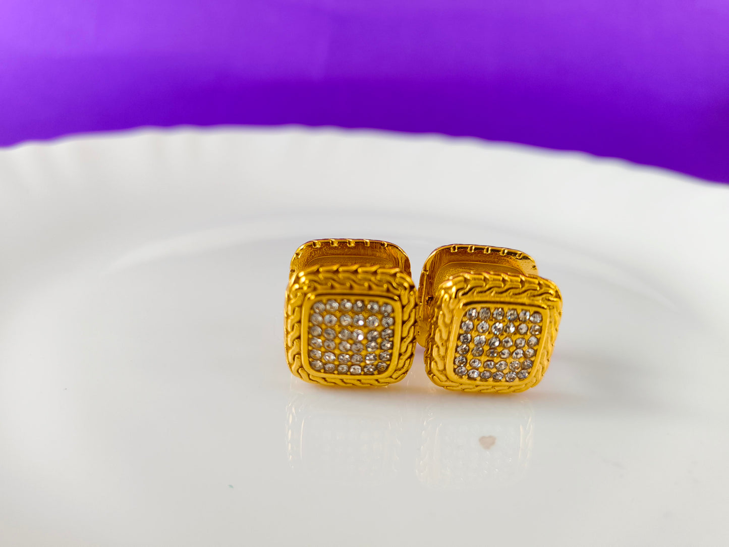 GOLD EARRING 6O G T6 X