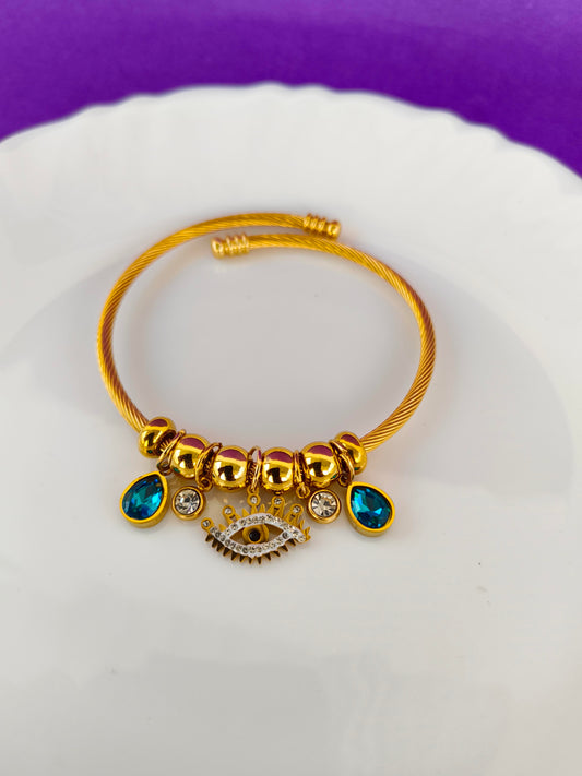 GOLD SPIRAL BRACELET X