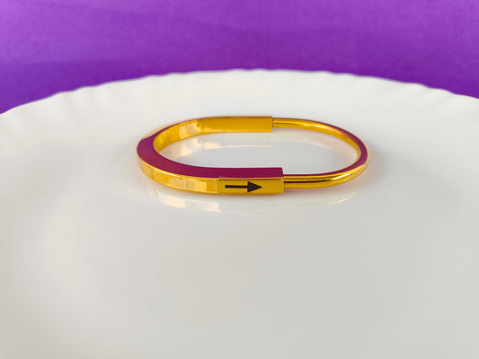Gold Bracelet X