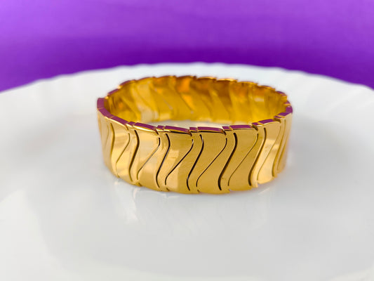 Gold Bracelet X