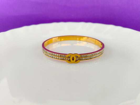 Gold CHANEL Bracelet X