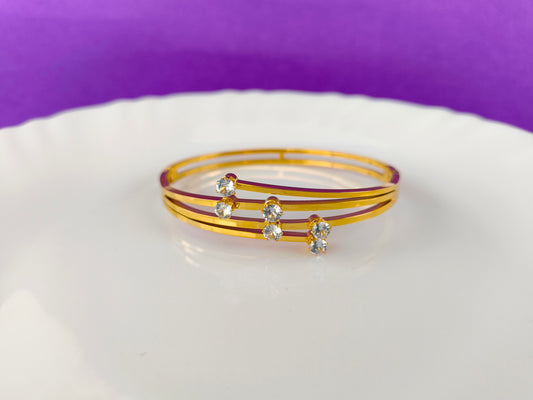 GOLD BRACELET X