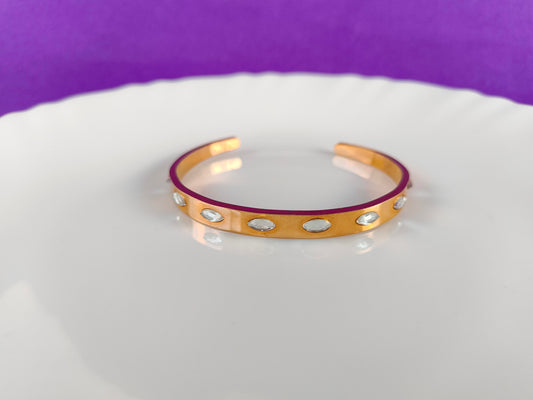 ROSEGOLD WHITE STONE CUFF X