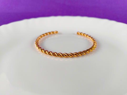 ROSEGOLD CUFF X